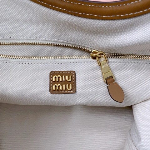 미우미우 아이비 코듀로이 백 5BG276 시나몬 M1