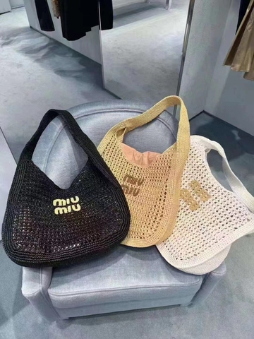 미우미우 우븐 패브릭 호보백 5BC116 그레이 M1