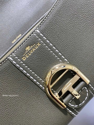 Delvaux Brillant PM Surpiqué 그레인 송아지 가죽 카키