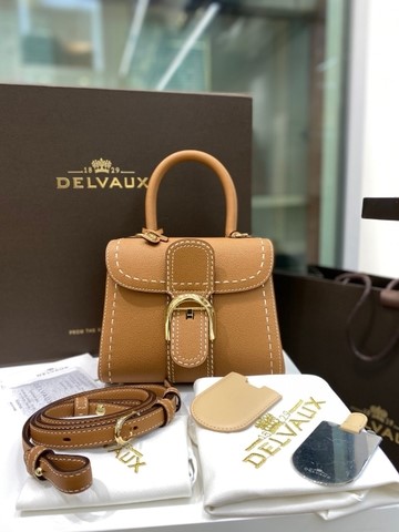 Delvaux Brillant Mini Surpiqué 그레인 송아지 가죽 베지탈 아이보리