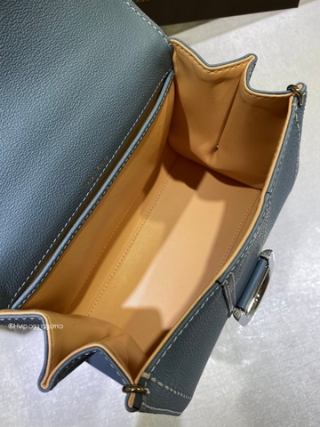 Delvaux Brillant Mini Surpiqué 그레인 송아지 가죽 클라우드 블루