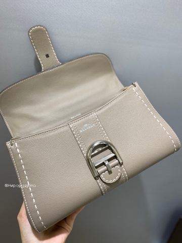 Delvaux Brillant PM Surpiqué 그레인 송아지 가죽 Tourterelle I - 아이보리