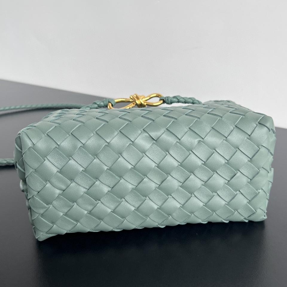 Bottega Veneta 스몰 안디아모 그린 743568 25x22x10.5 cm
