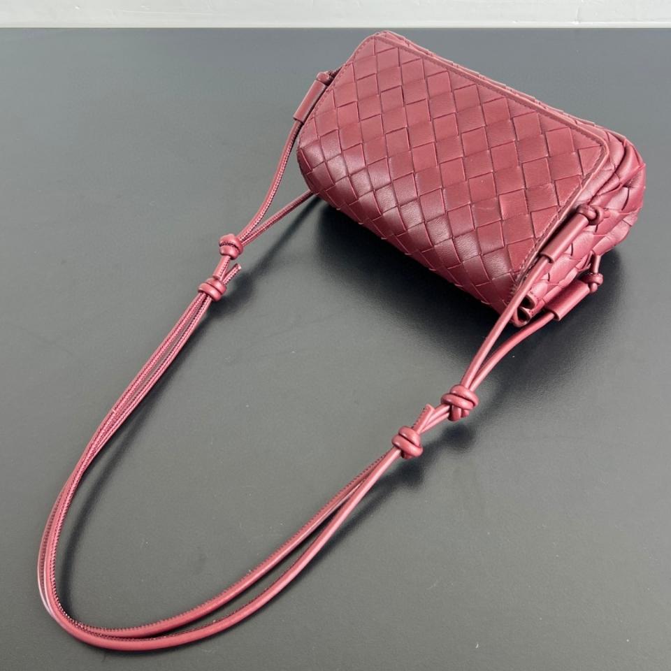 Bottega Veneta Notturno 레드 843893 21x11x9cm