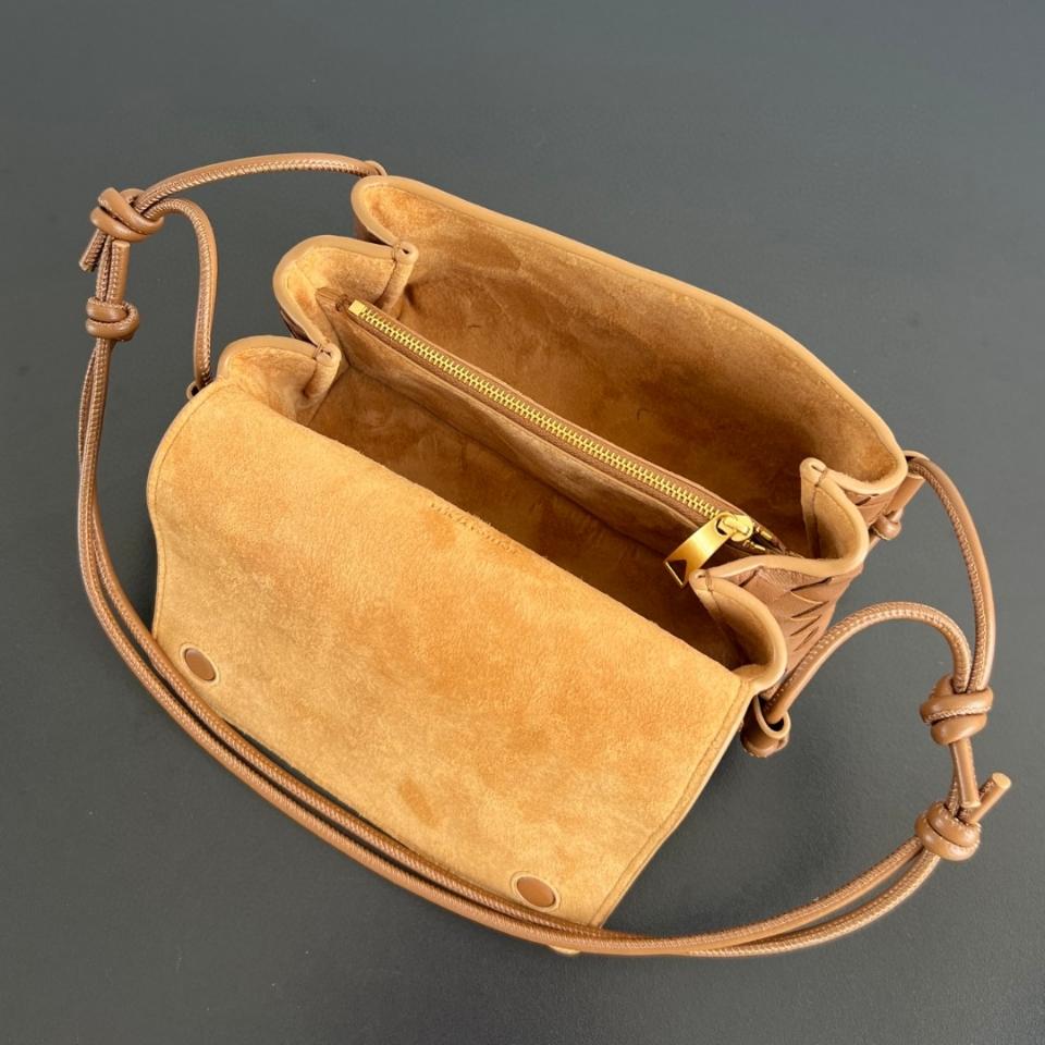 보테가베네타 노투르노 843893 21x11x9cm