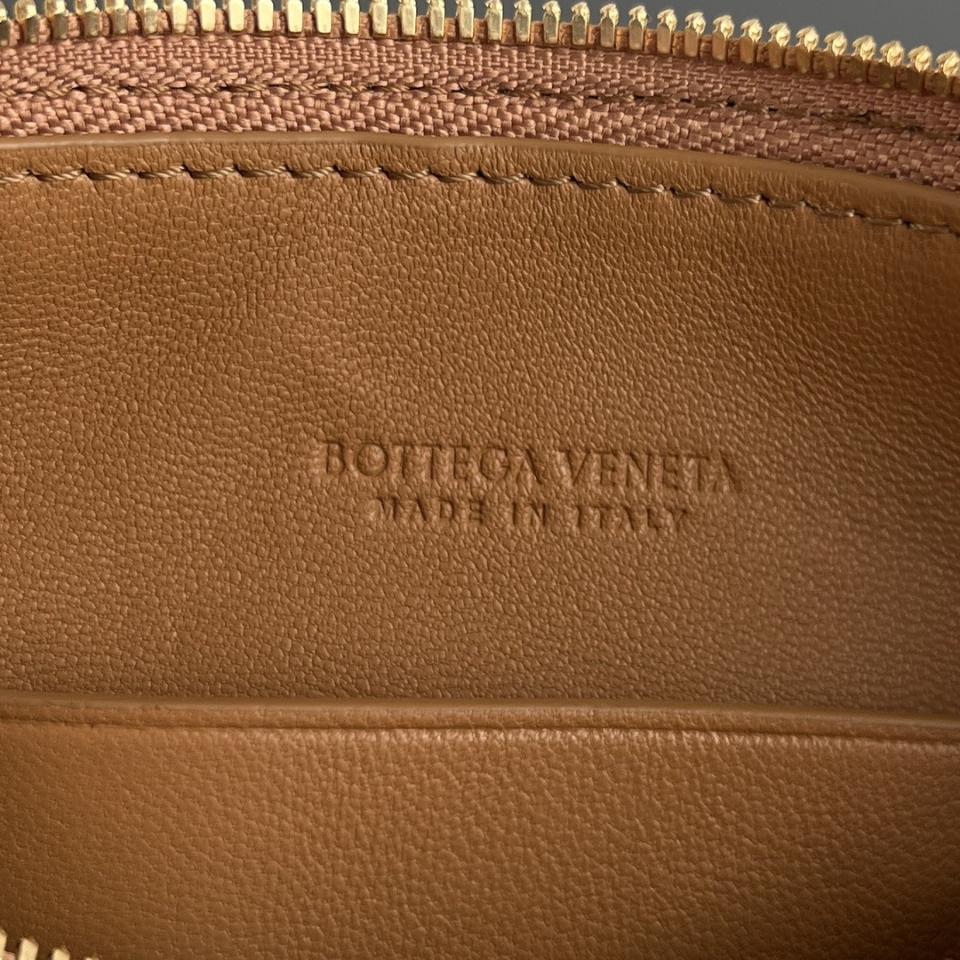 보테가 베네타 미니 선라이즈 숄더백 브라운 색상 763747 23x15x4cm
