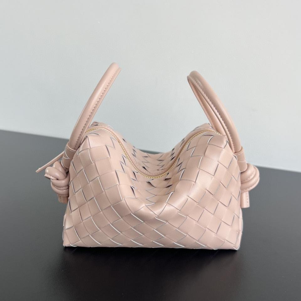 보테가 베네타 루프 탑 핸들 카메오 796615V2 19x12x9cm