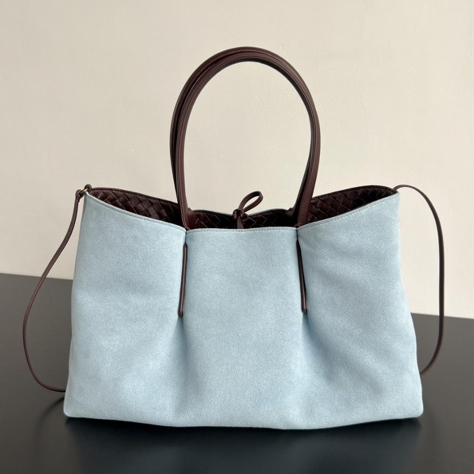 보테가베네타 라지 피나코테카 버건디/블루 817166 23*43*14.5cm