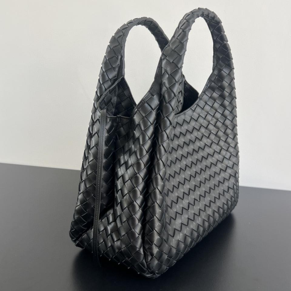 보테가 베네타 라지 캄파나 블랙  844250V4 39x25x18.5cm