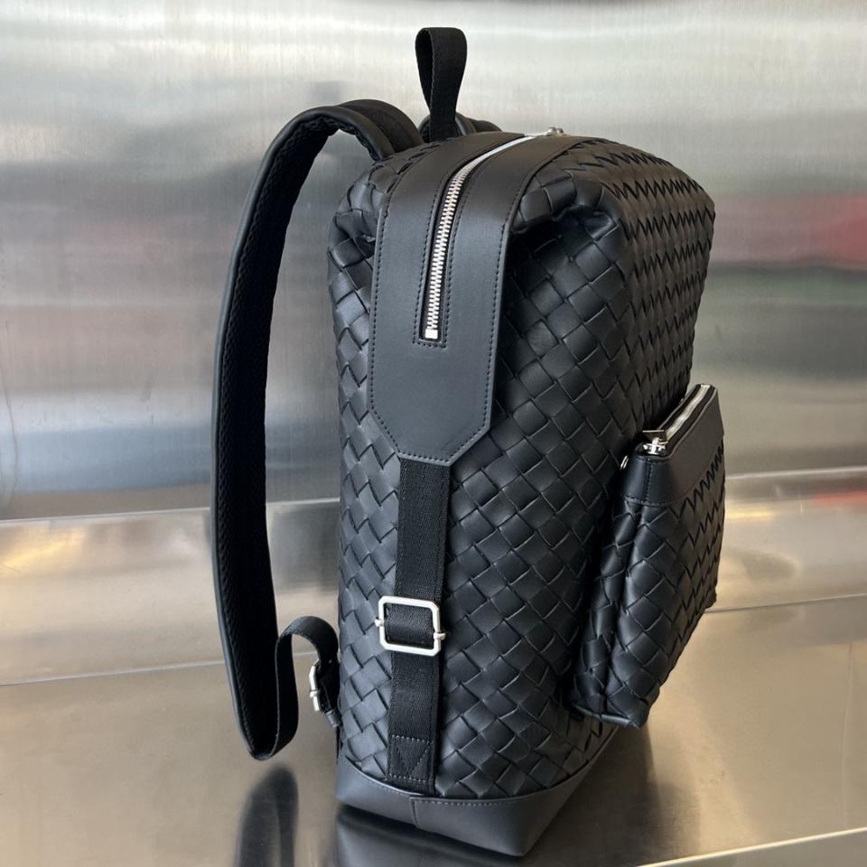 Bottega Veneta 인트레치아토 백팩 블랙 653118 42x30x13cm