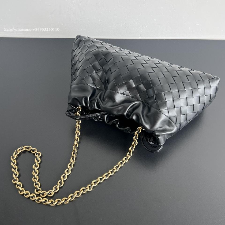 BOTTEGA VENETA 더스트백 노떼 블랙 839394 33x19x8CM