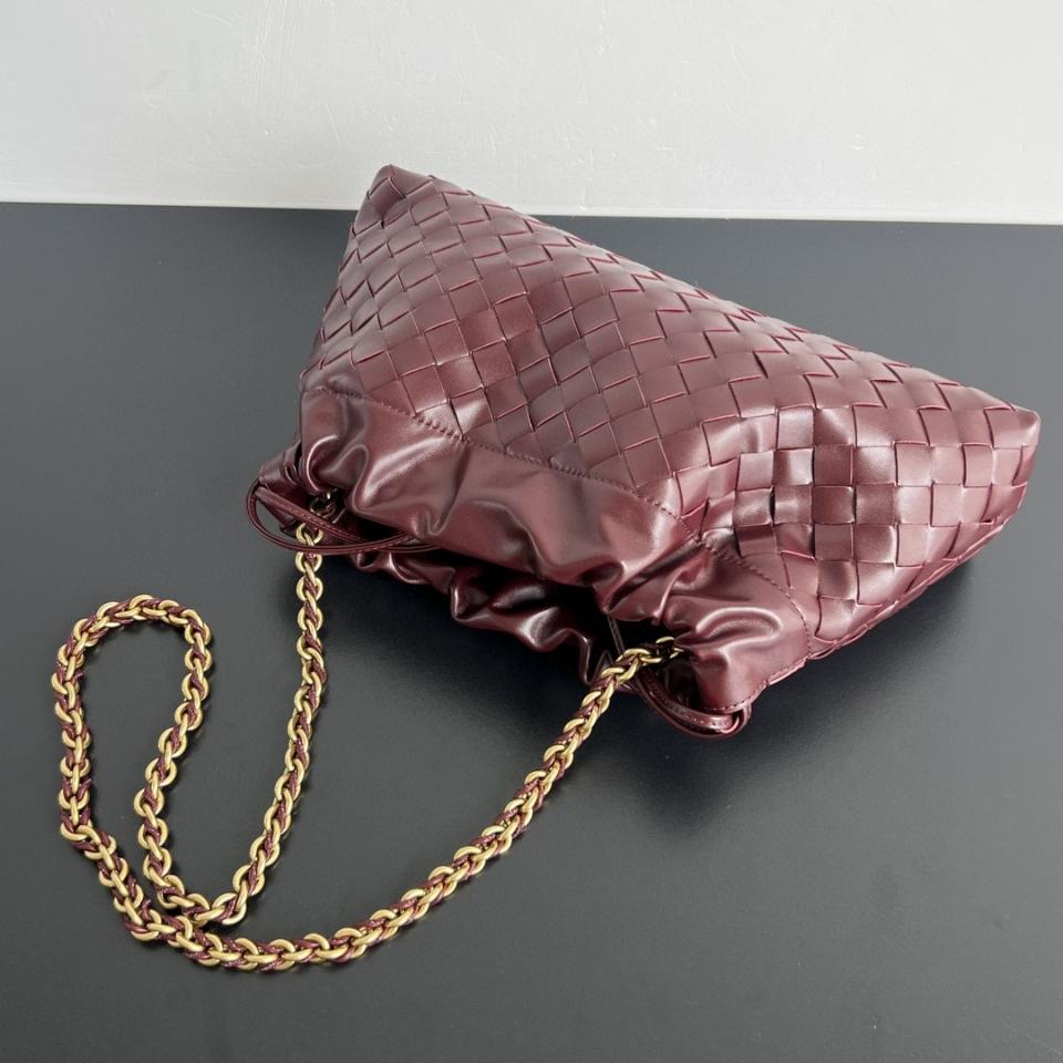 BOTTEGA VENETA 더스트백 Notte Barolo 839394 33x19x8CM
